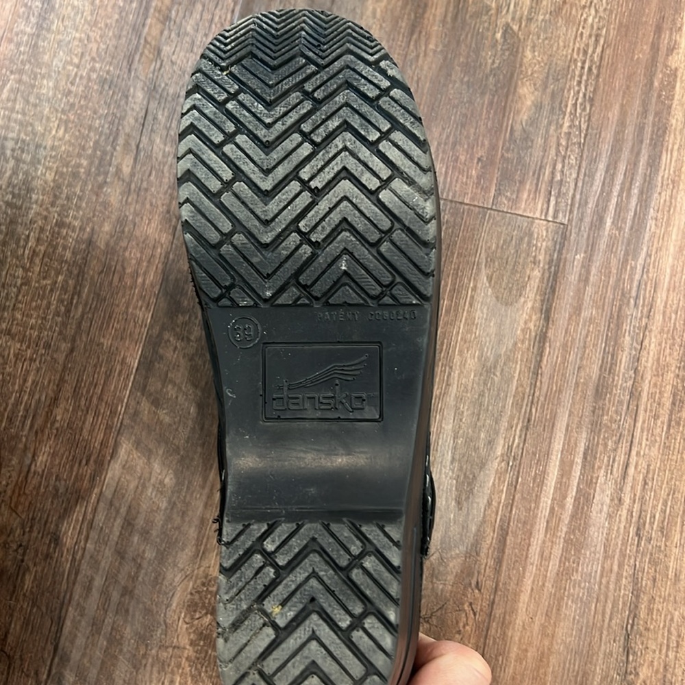 Dansko shoes - Picture 3 of 5